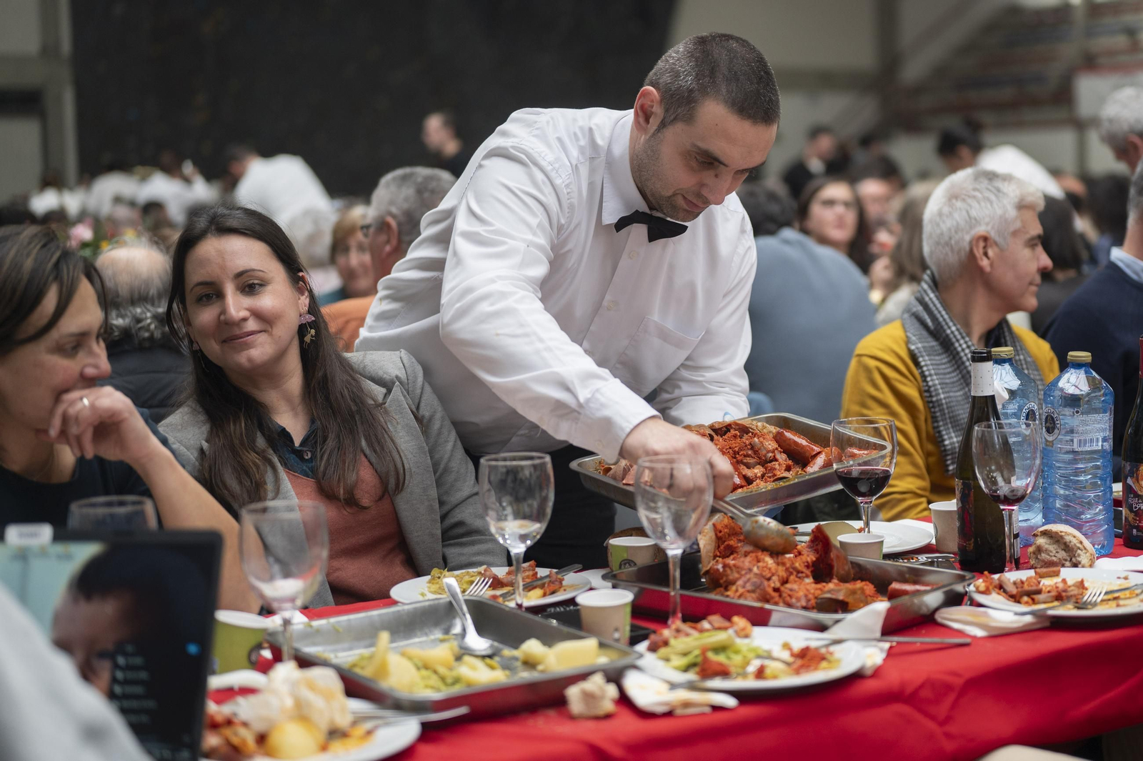 Galería | Botelo, patatas, repollo y chorizo para disfrutar un año más de la tradicional comida popular