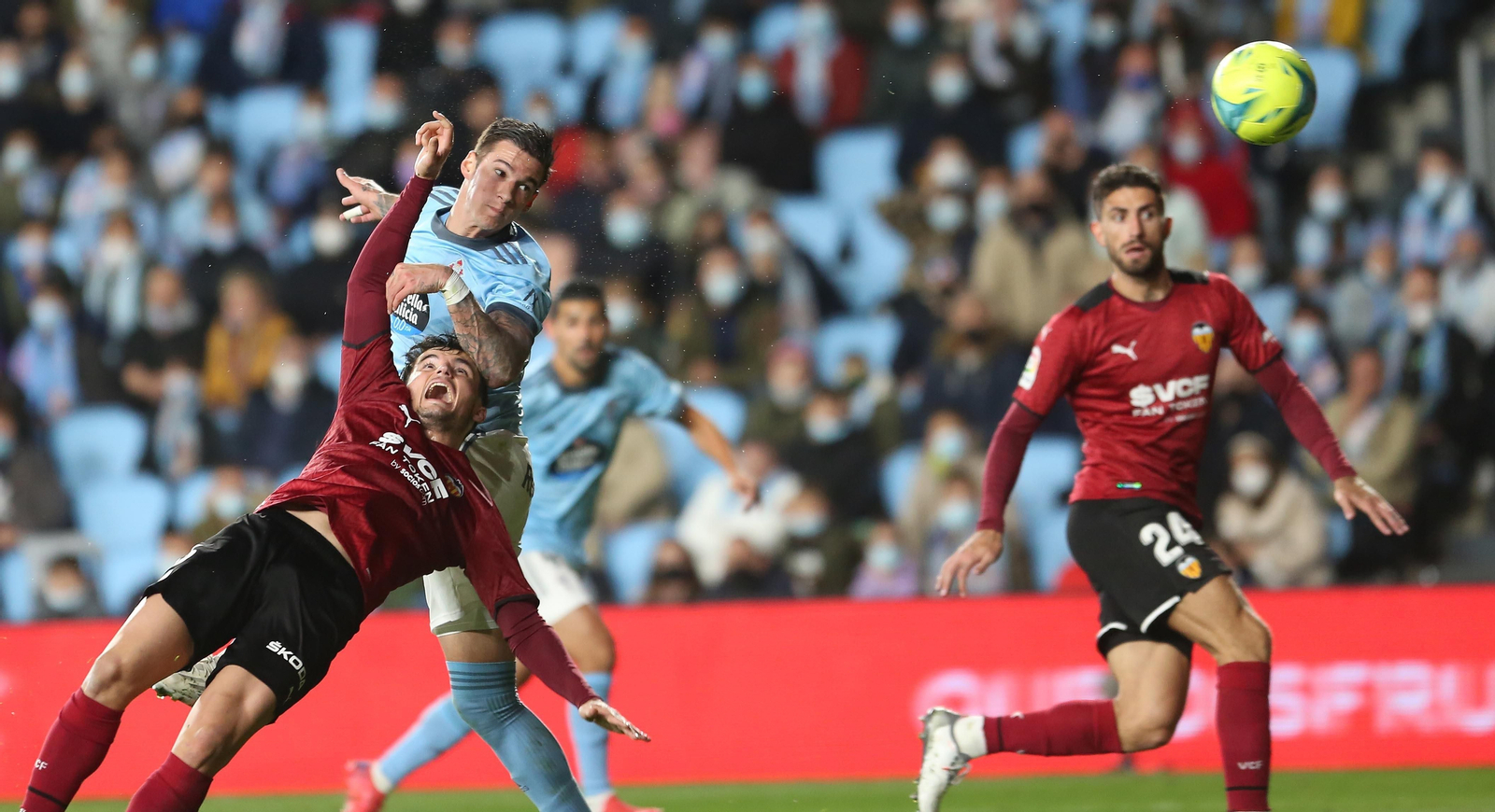 Celta-Valencia. // EFE