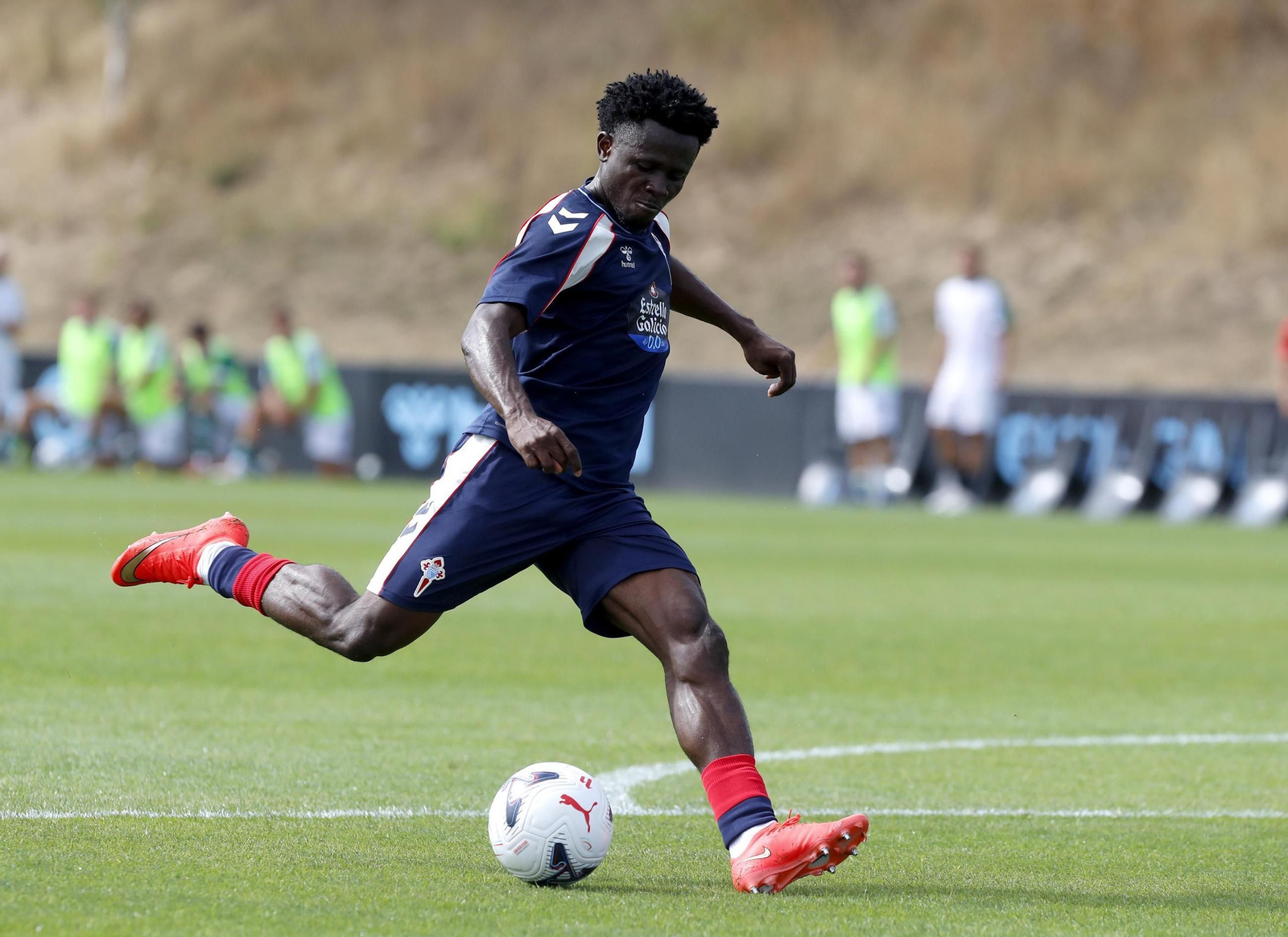 Galería | Celta Fortuna y Coruxo se miden en la pretemporada