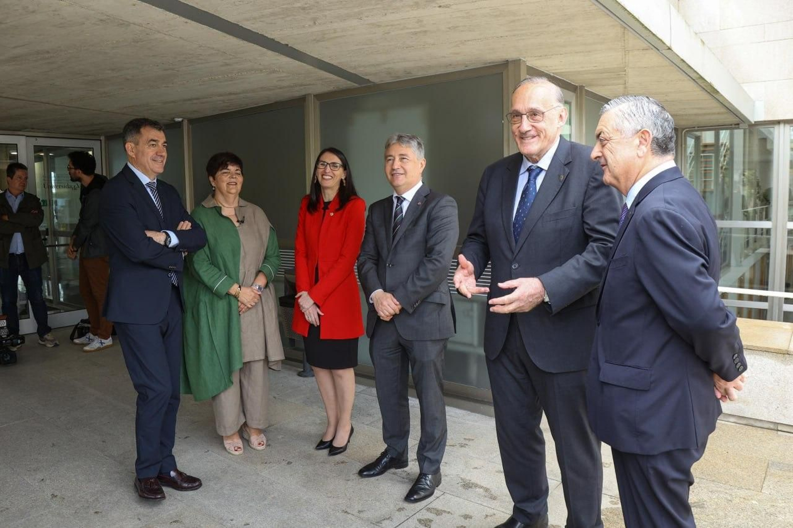 Galería | Histórica toma de posesión de la primera rectora de la UVigo