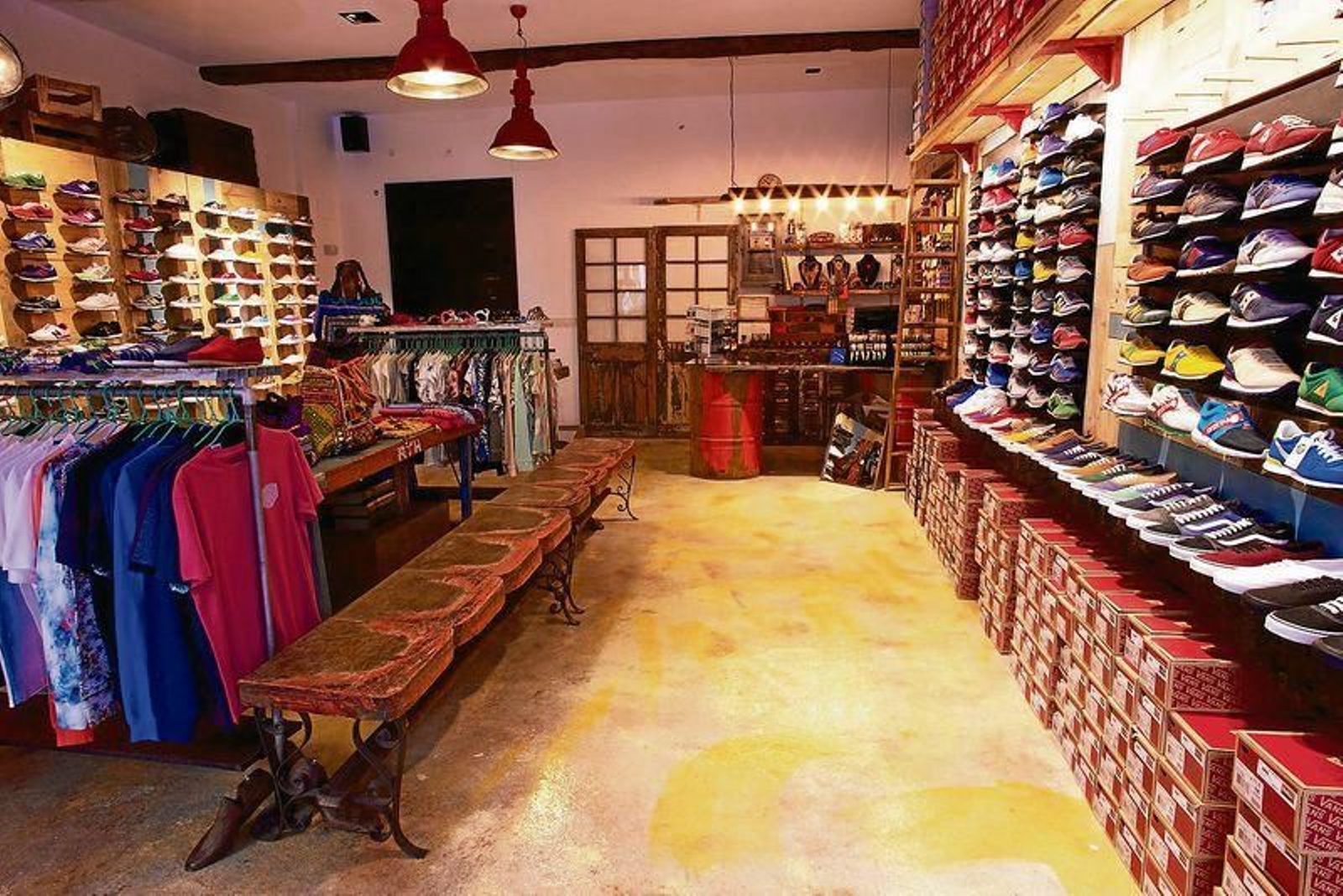 Sniker, situada en el centro de Ourense.