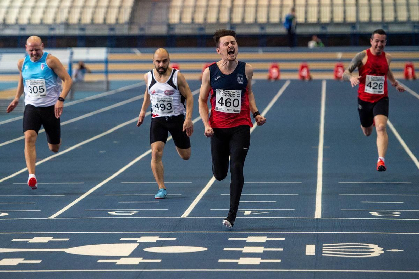 OURENSE (PISTA INTERIOR EXPOURENSE). 22/02/2020. OURENSE. Campeonato Gallego de Veteranos de atletismo. FOTO: ÓSCAR PINAL