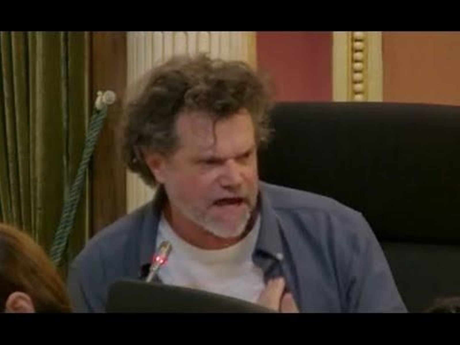 Rafa 'Reporter' amenaza a Natalia González, del PSOE: "Voy a por ti"