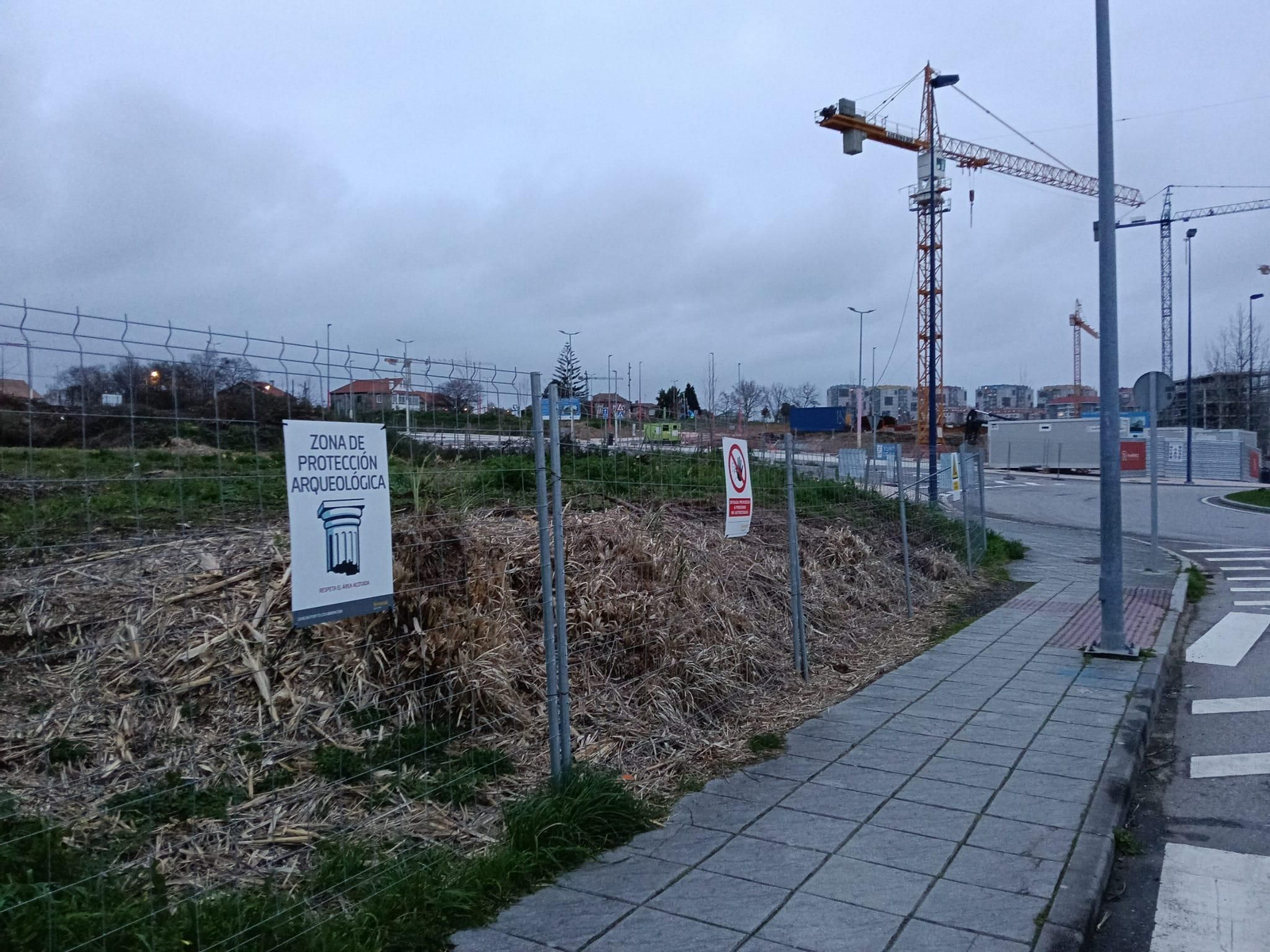 La zona de Navia de caución arqueológica en la ampliación del polígono