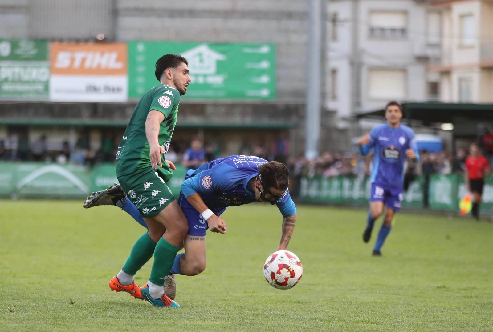 Galería | Empate a uno entre el CD Arenteiro y Ourense CF en el derbi termal