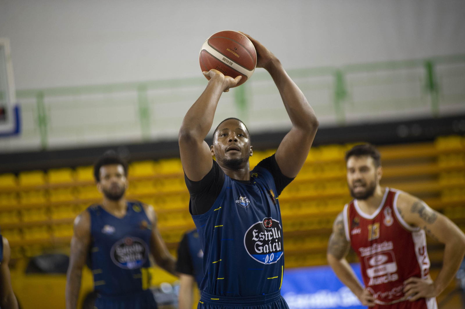 Baloncesto en el Pazo Paco Paz COB-Murcia