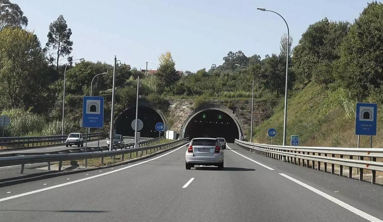 El túnel de la AP-9 en Candeán, entre Peinador y Teis