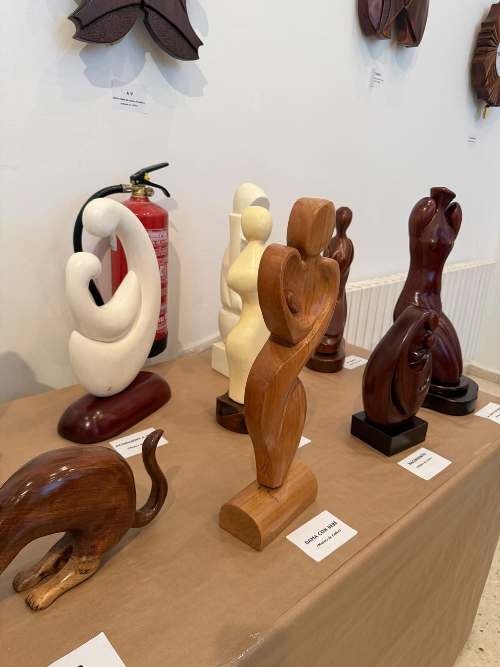 Galería | El artista vianés Venus Alonso cumple un sueño a los 94 años con su primera exposición