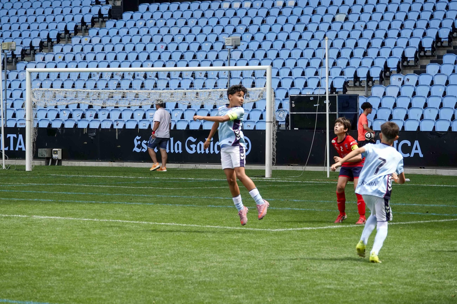Galería | Balaídos despide la Vigo Cup con el acto de clausura y entrega de medallas