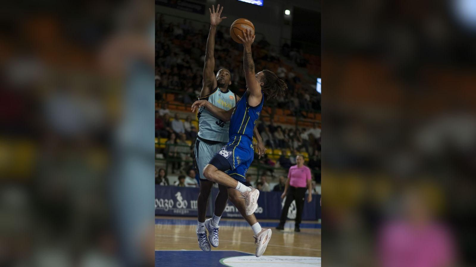 El COB se despide de la liga con derrota (70-74).