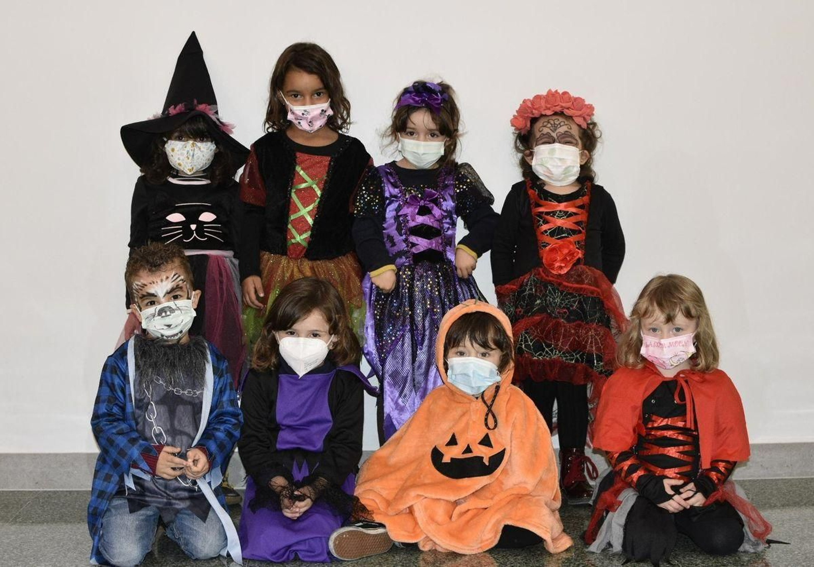 Concepción Arenal. Moi guapos nunha imaxe para a lembranza.