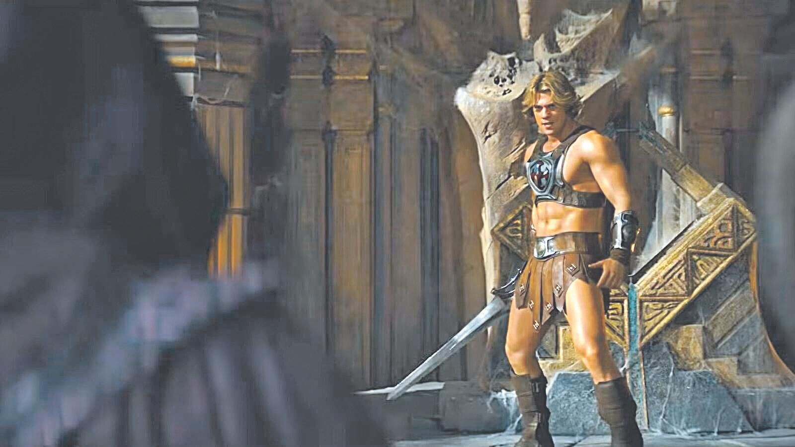 He-man en esta entrega es interpretado por Nicholas Galitzine.