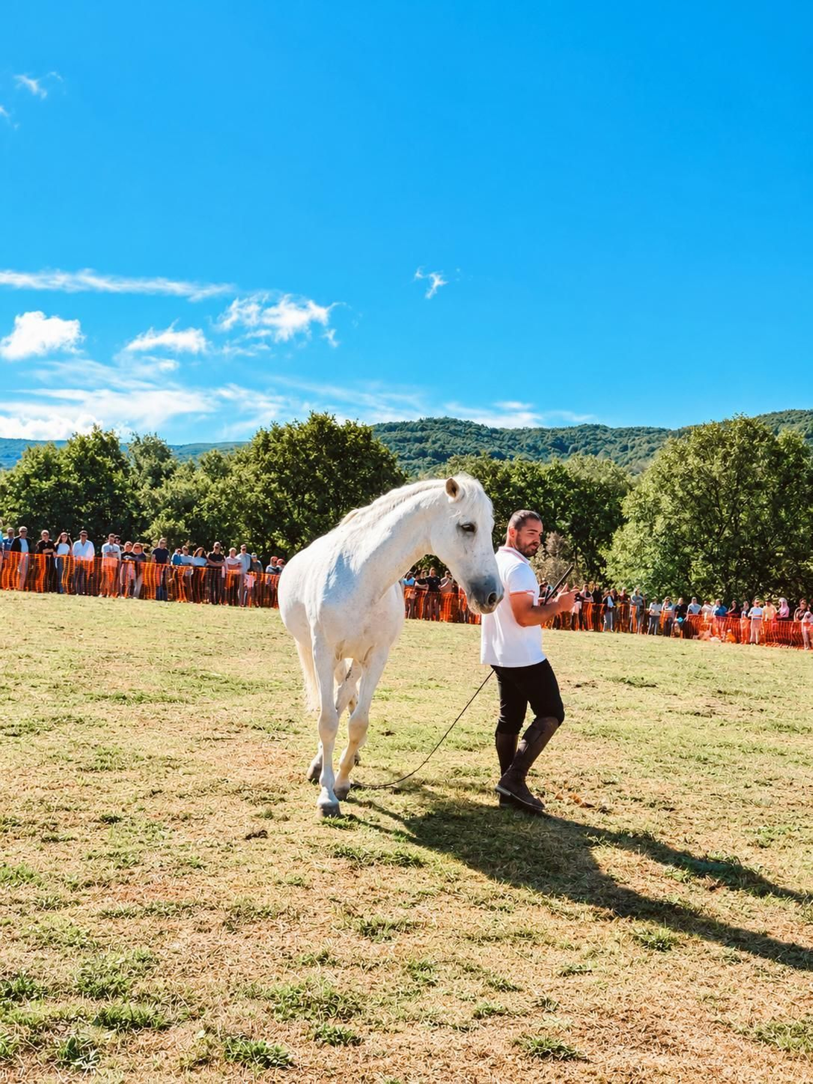 Galería | Crianza Trevinca cierra su sexta edición con una jornada dedicada al rural, en fotos