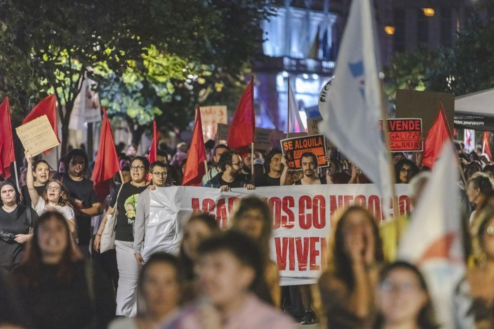 Concentración a favor de una vivienda digna celebrada el martes en Ourense