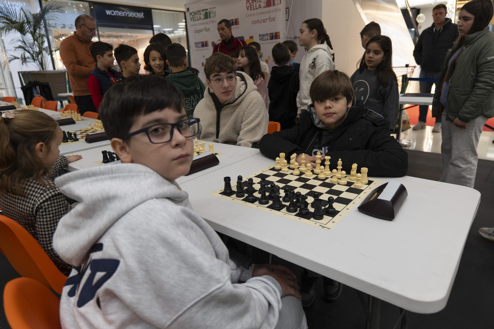 Galería |  El ajedrez, protagonista del fin de semana en Ourense