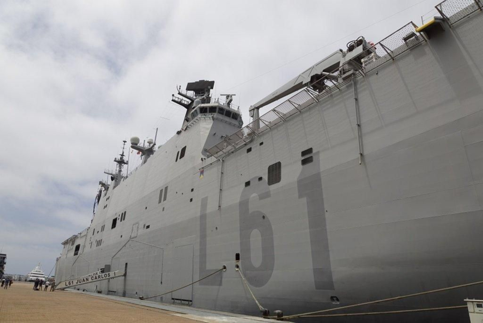 El portaviones Juan Carlos I en Vigo  (44) (1024x684)