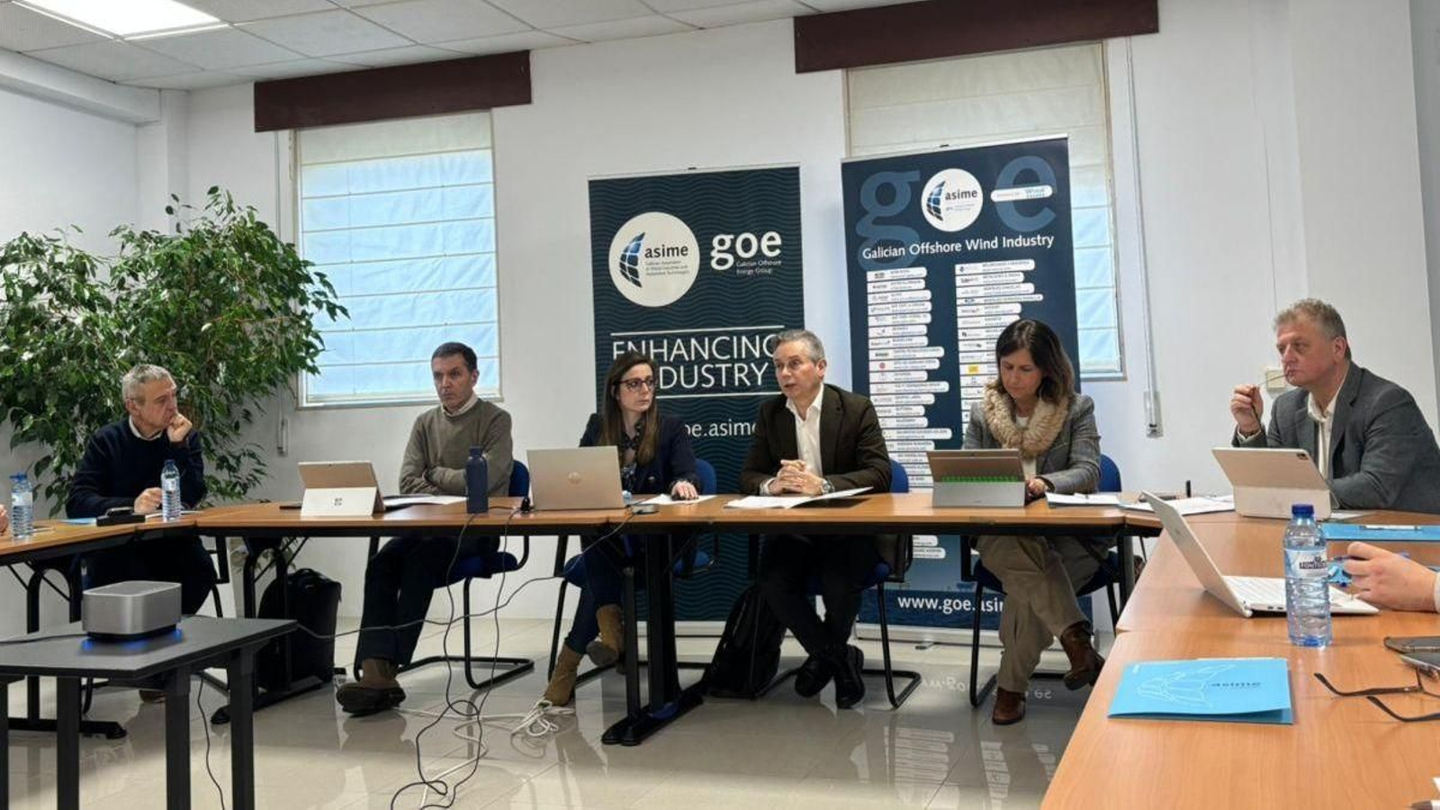 El Grupo Galego de Energías Offshore (GOE-Asime) se reunió ayer en Ferrol.