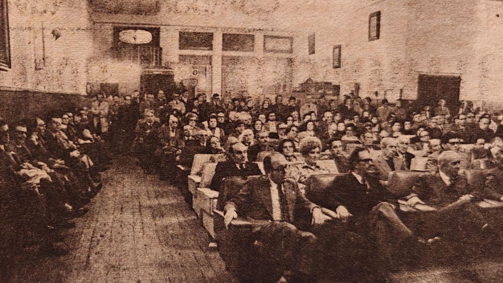 Publico asistente en el Orfeón.