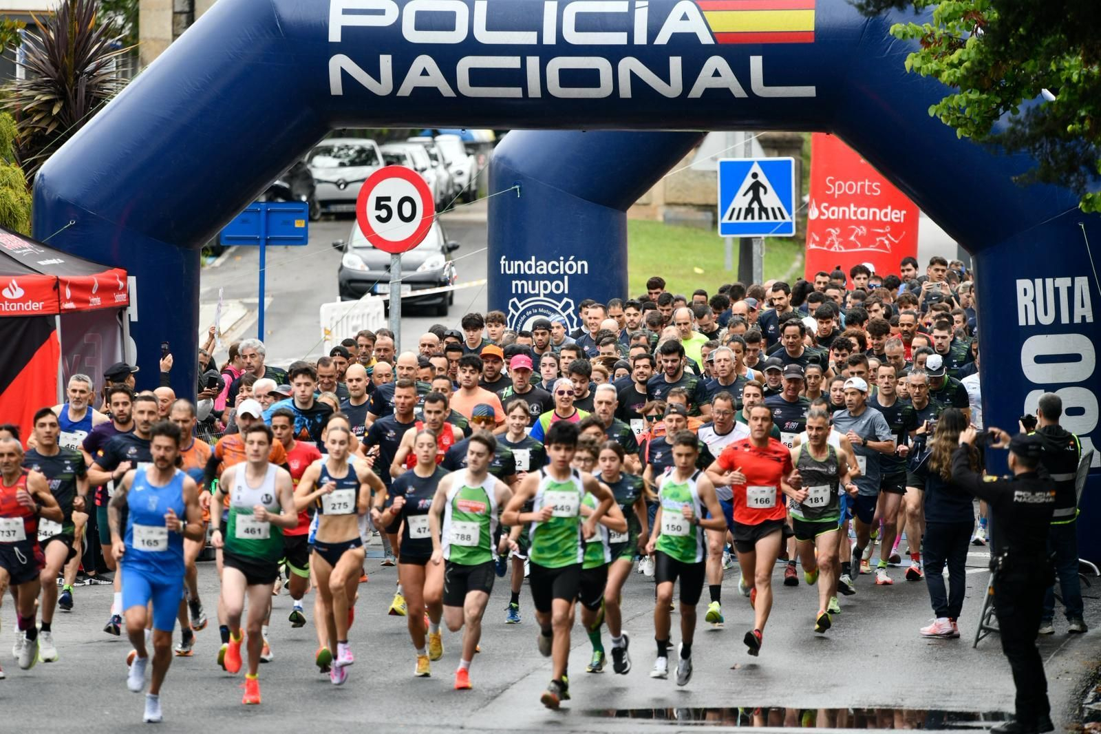 Galería |  Ourense se llena de solidaridad y corredores para la III Carrera Ruta 091