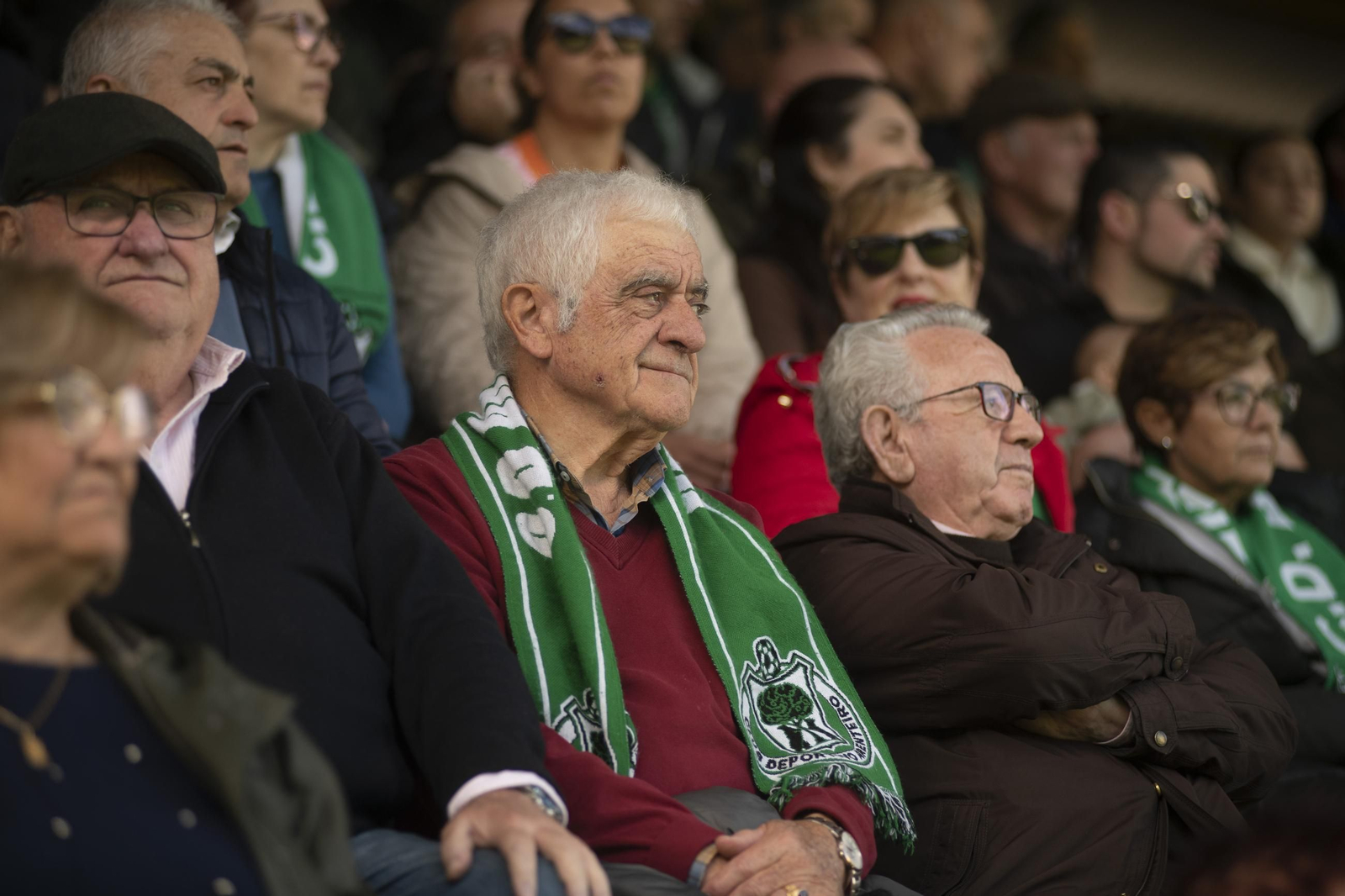 Galería | El Arenteiro y el Racing de Ferrol , protagonistas del derbi gallego en Espiñedo