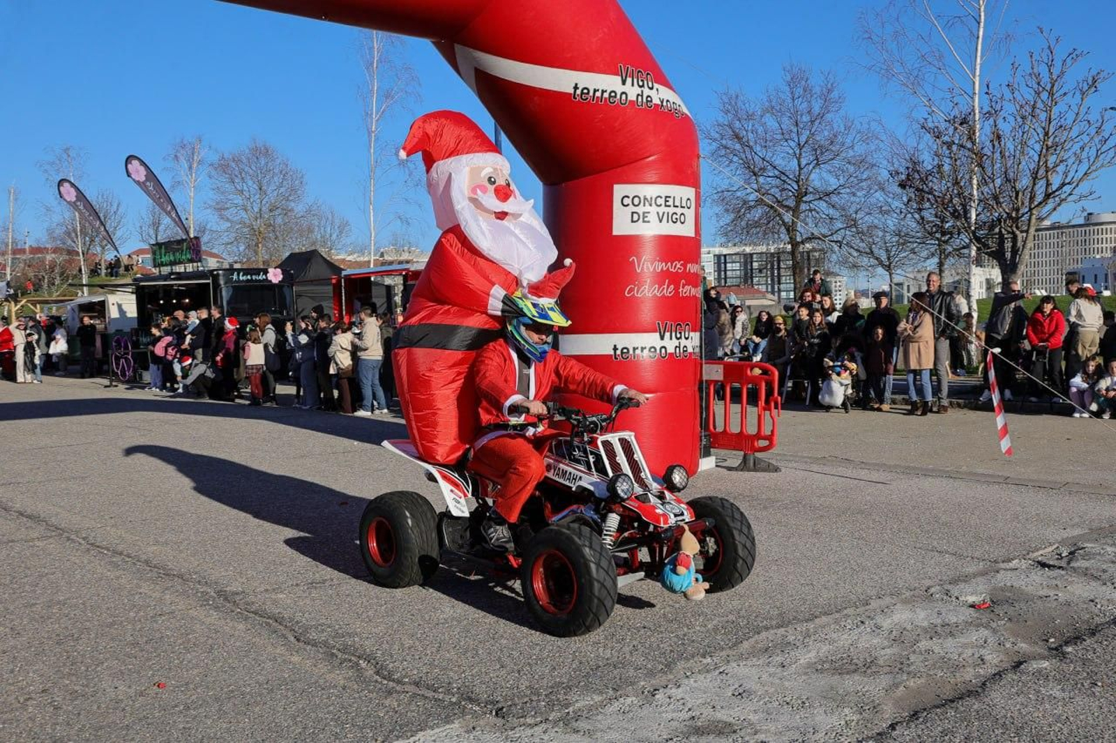 Galería | Los papanoeles moteros toman Vigo