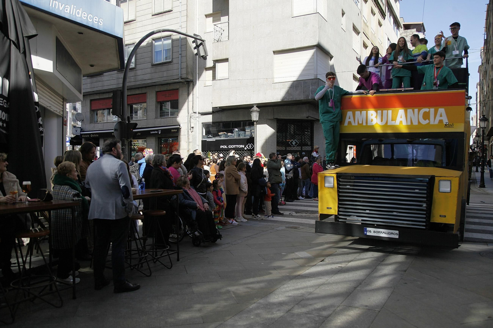 Galería | Sabroso cierre de Entroido en Carballiño, con la Festa da Cachucha