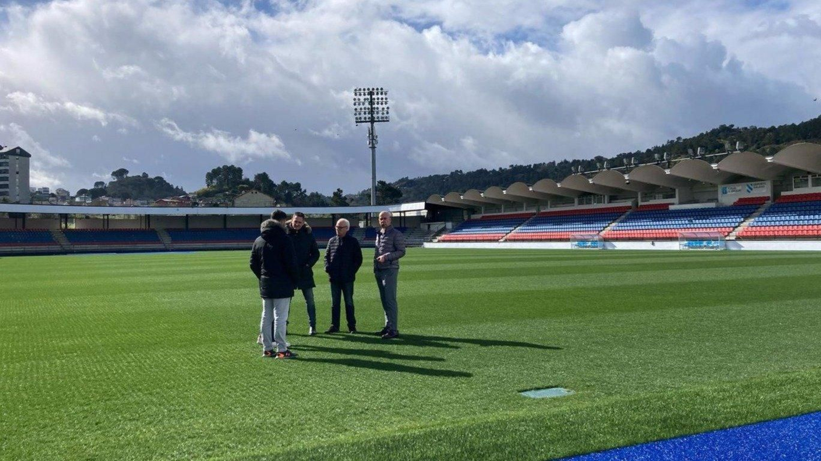 La RFEF visita el Estadio de O Couto para valorar su candidatura para albergar partidos en el Mundial de Fútbol de 2023 (José Paz).