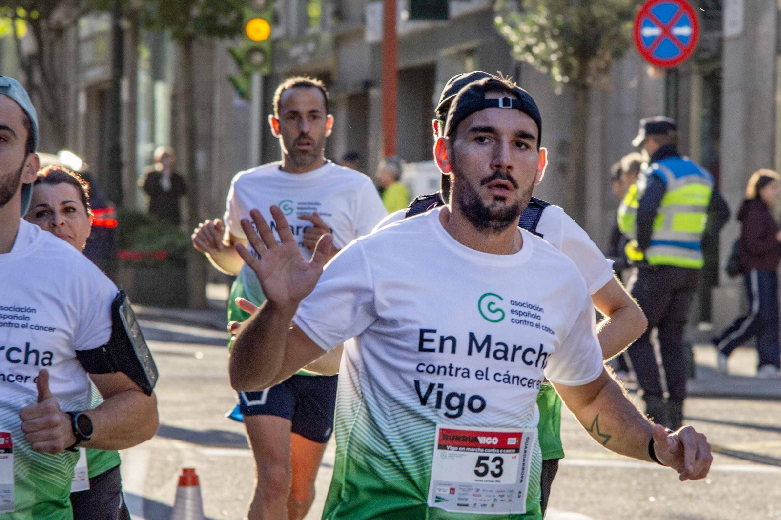 Galería | La Vigo en Marcha contra o Cancro congrega a 3.000 personas en su primera edición