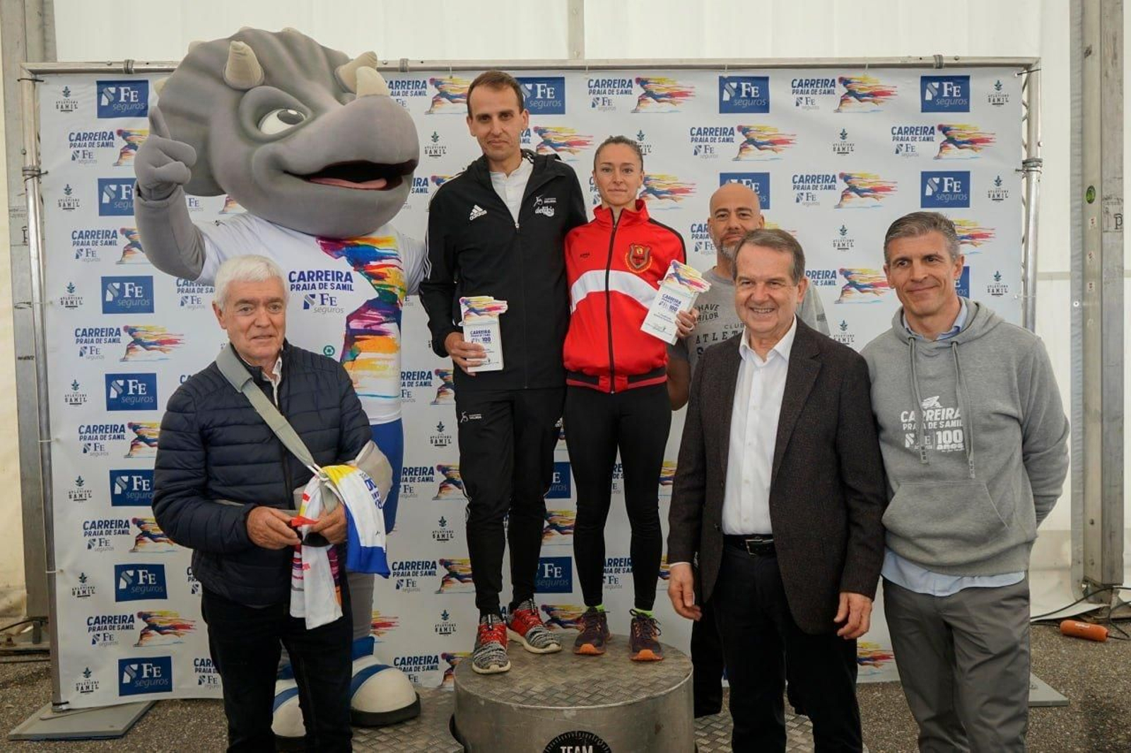Abel Caballero en la Carrera Praia de Samil.