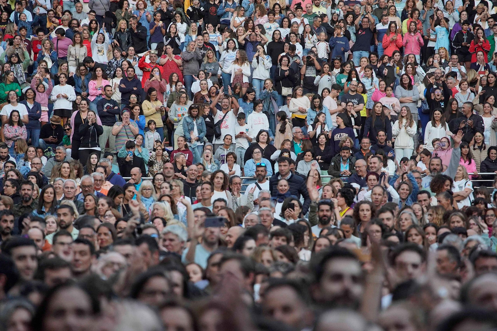 Público en el concierto de Pablo López en Castrelos.