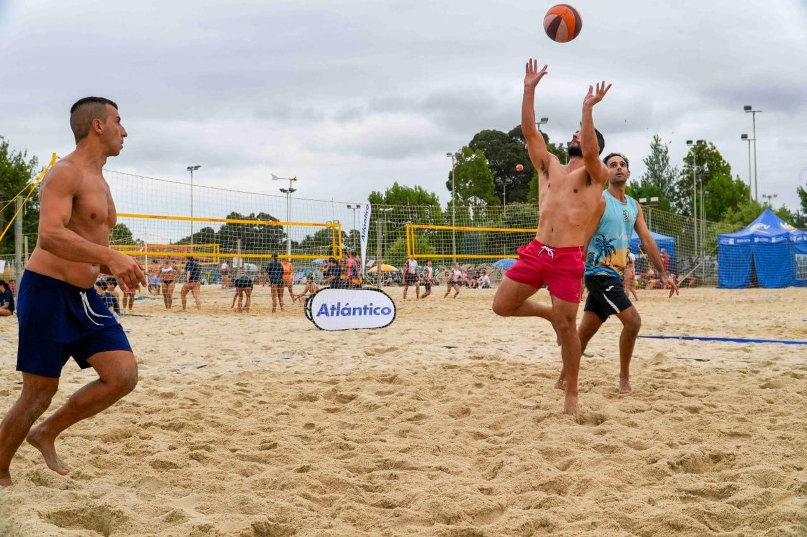 Galería | Dos días de vóley playa en Samil con Atlántico