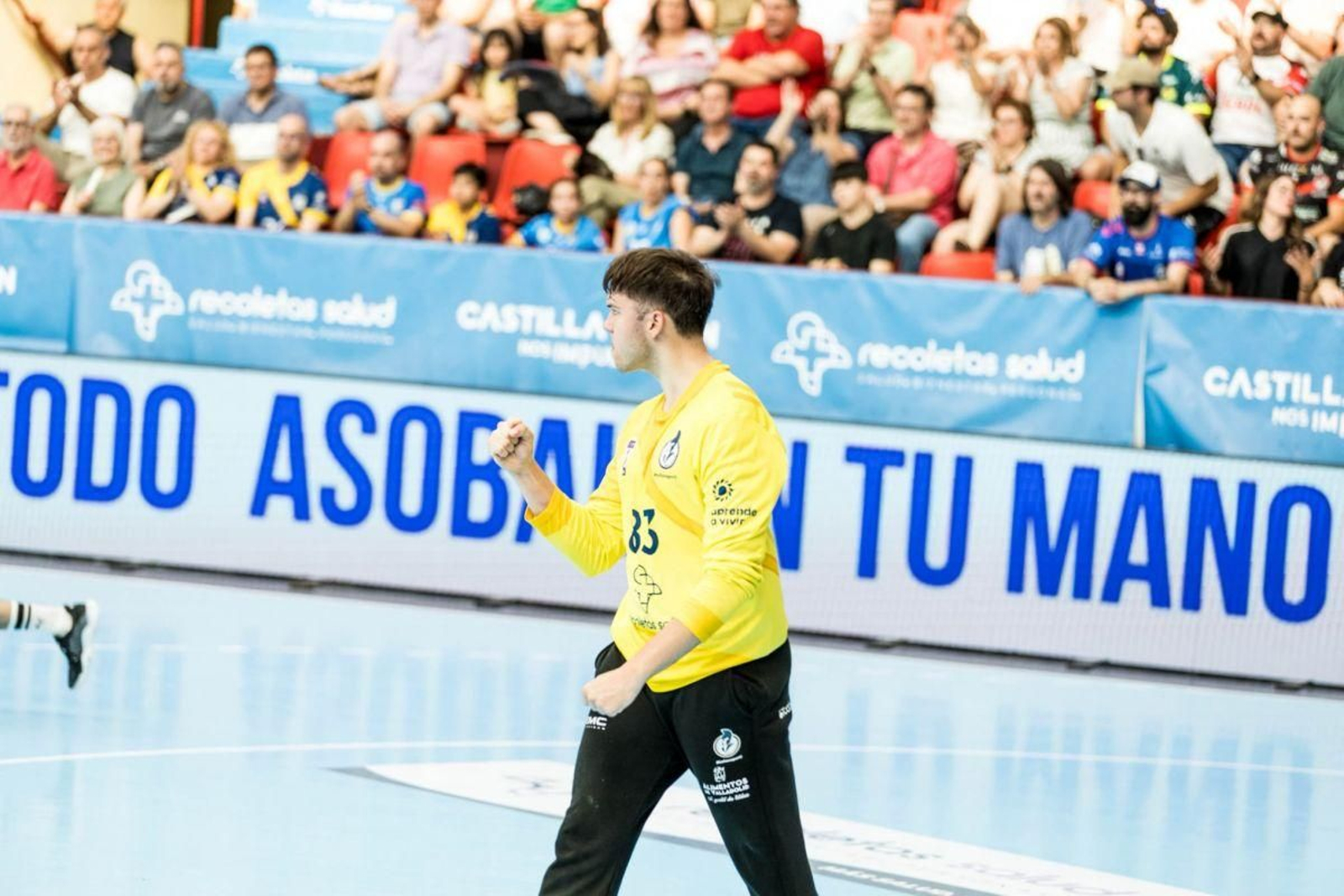 Nico Giráldez, en un partido del Átletico Valladolid esta temporada