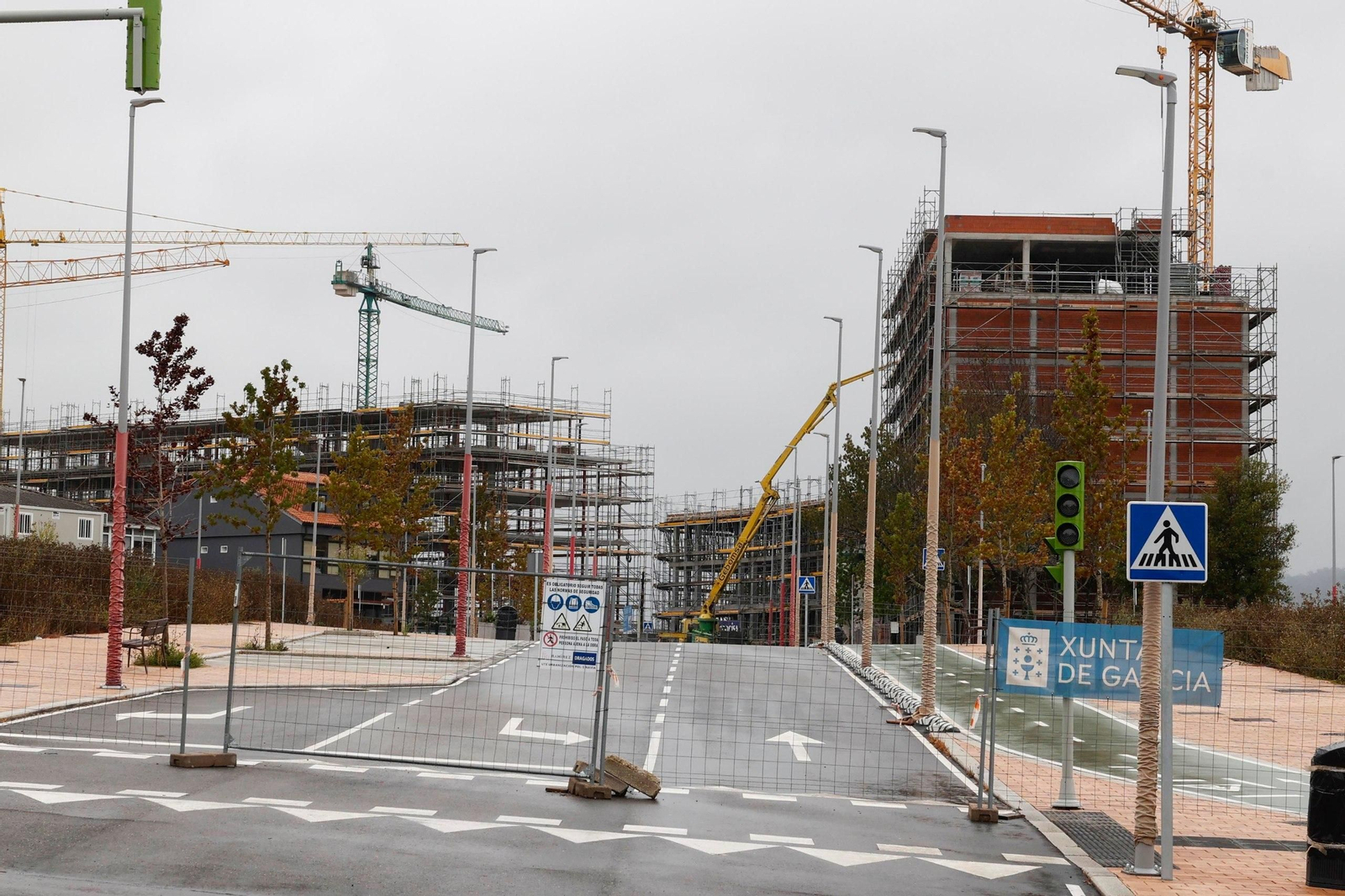 Edificios en construcción en la ampliación del polígono de Navia