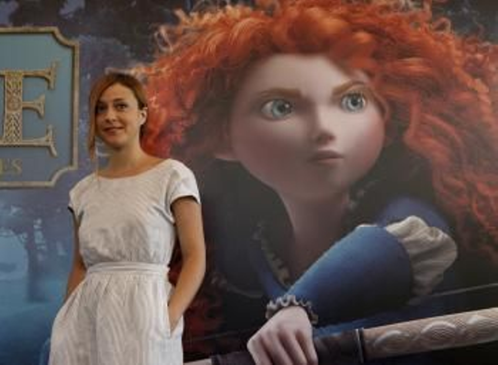 Lourdes Hernández, la cantante de Russian Red, pone su voz en castellano a las canciones 'A la luz del sol' y 'Volaré'