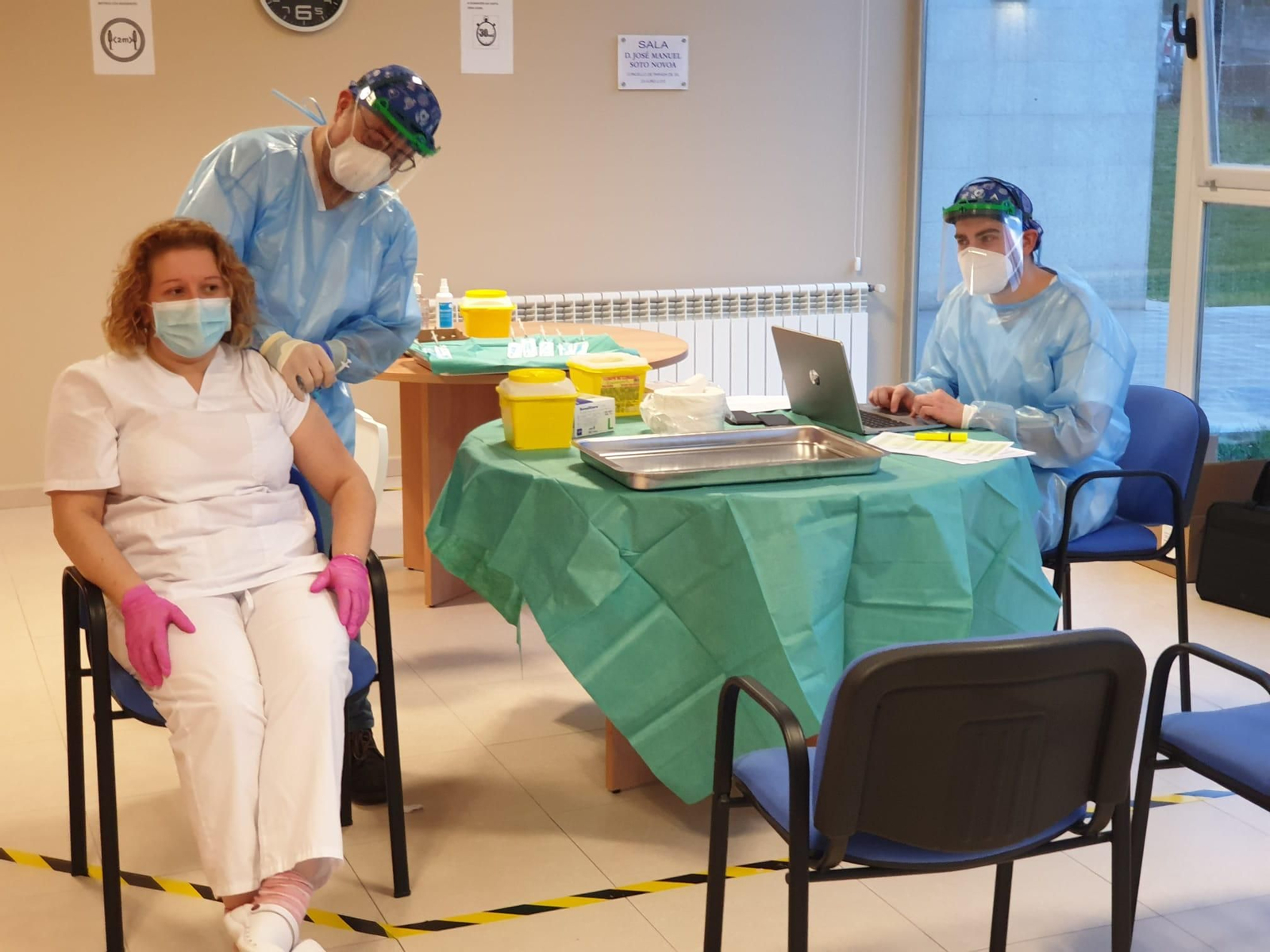 Jornada de vacunación en la residencia Luces do SIl.