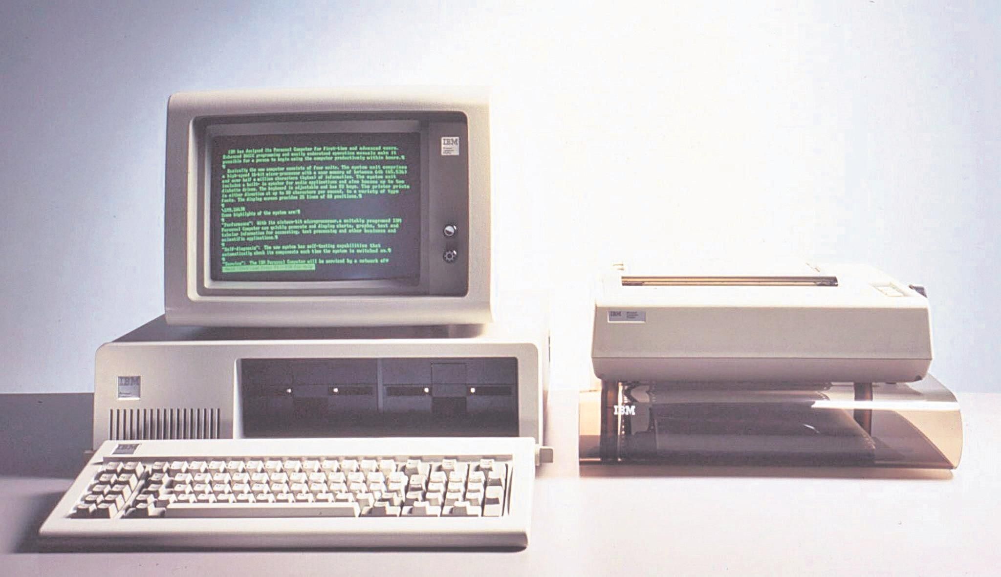 El modelo IBM 5150 fue el primer PC de la historia, con un precio de 1,565 dólares (5.000 dólares actuales, 4.250 euros).