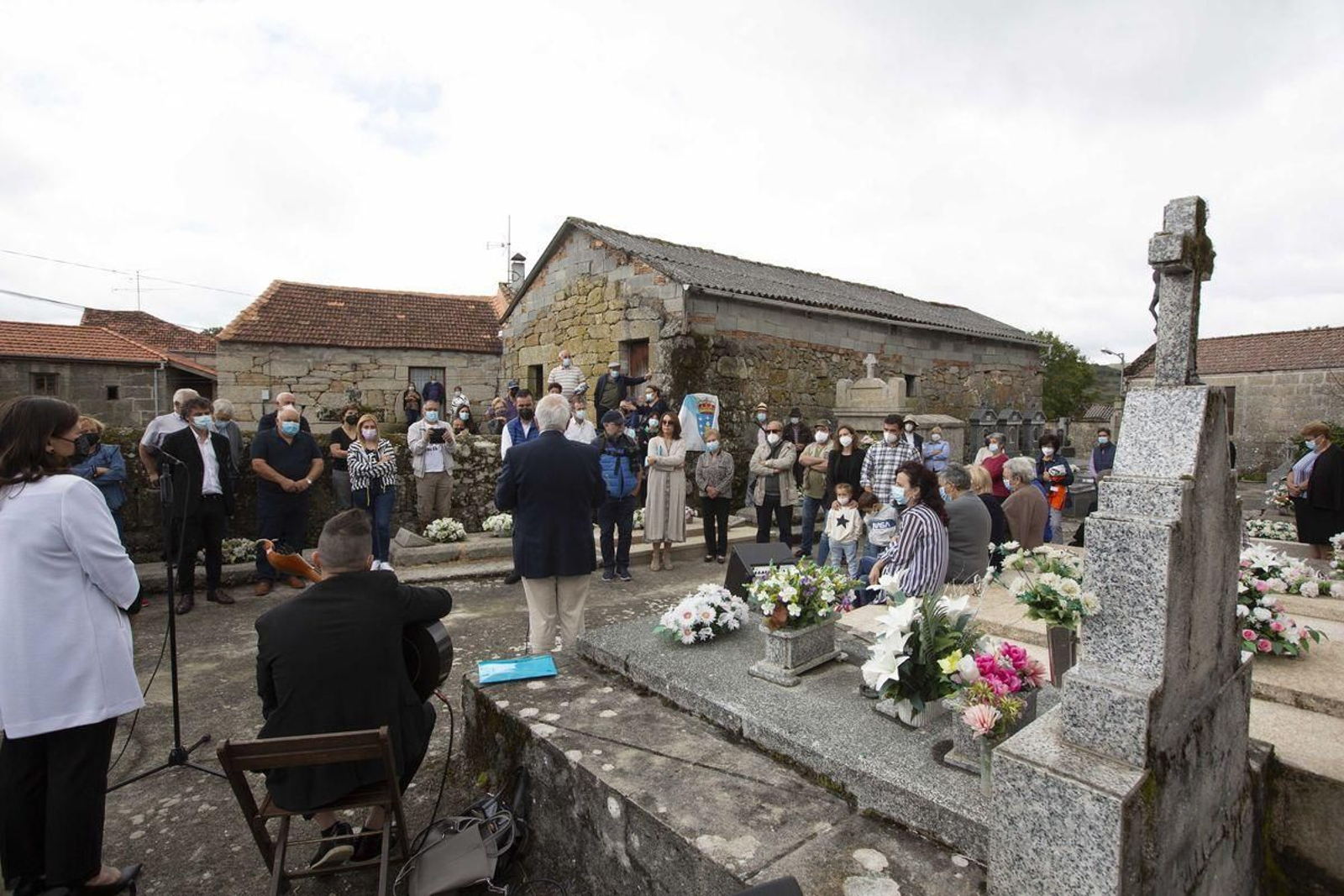 Un momento del acto en la parroquia de San Xoán de Randín. 
Foto: Xesús Fariñas