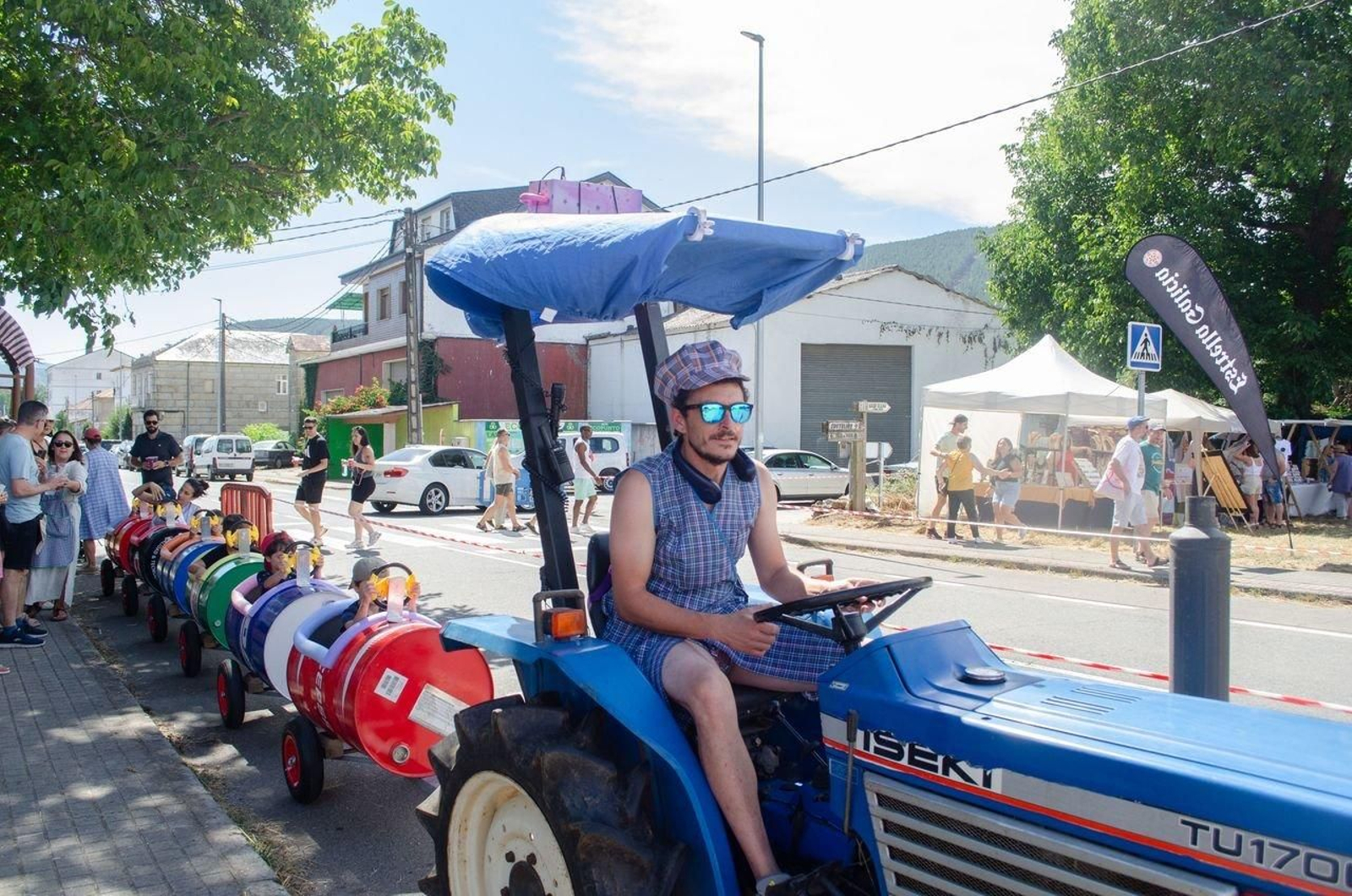Uno de los tractores de la romería Ponte Farruca.
