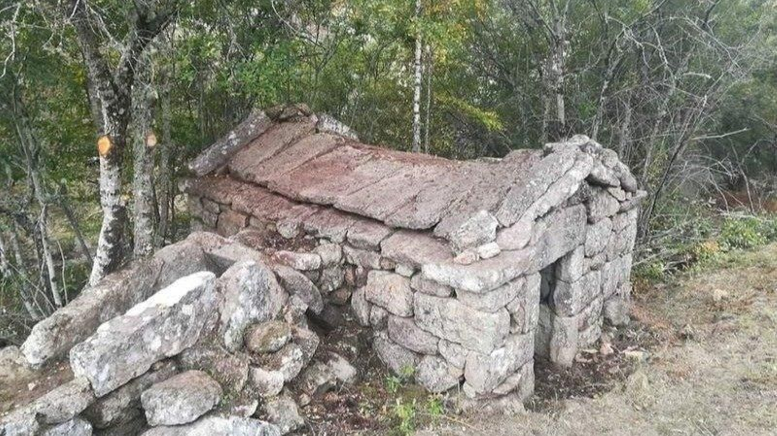 Uno de los molinos que está siendo rehabilitado por los vecinos de Puxedo.