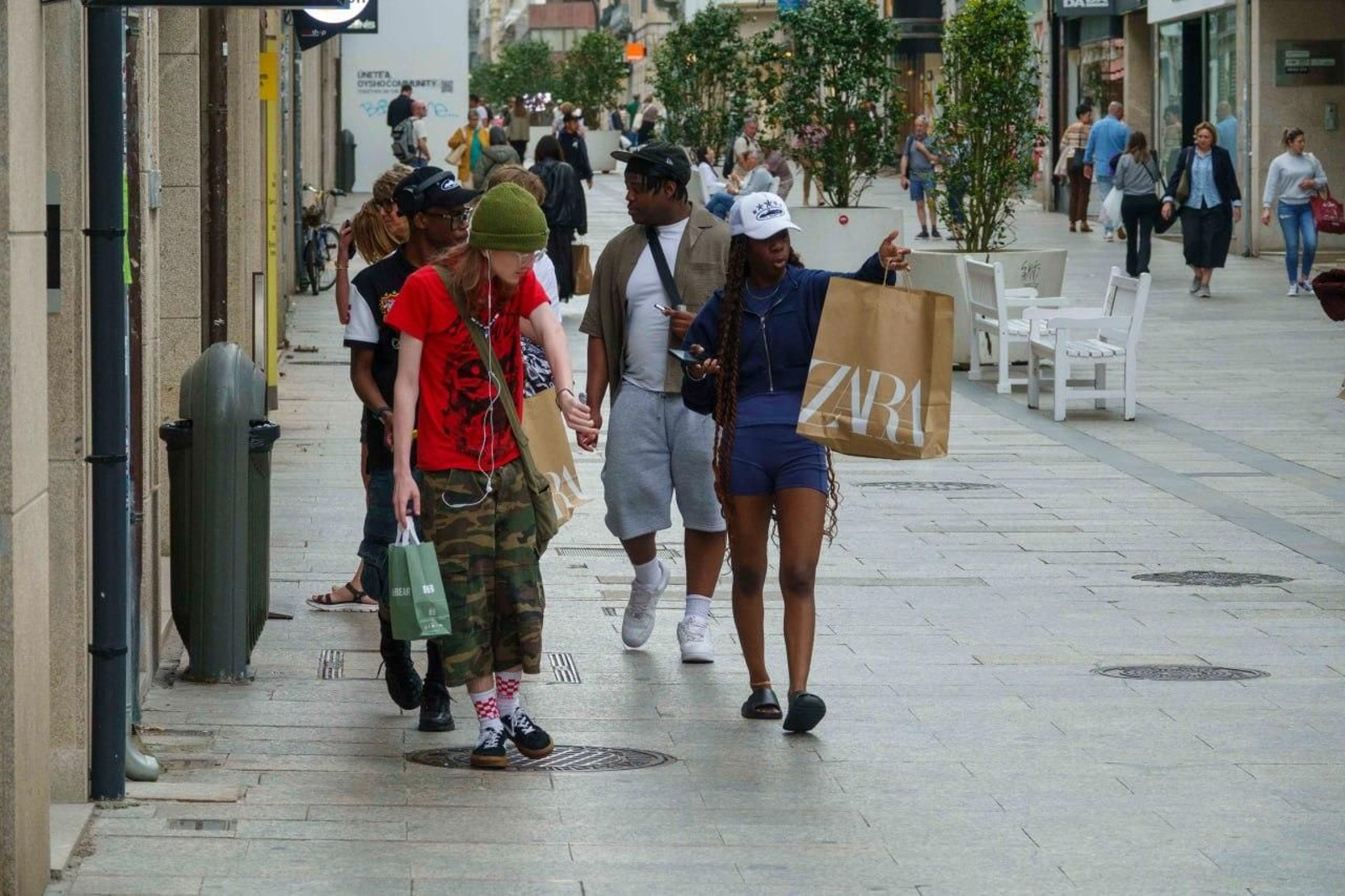 Galería | Vigo recibe la primera triple escala de cruceros del año