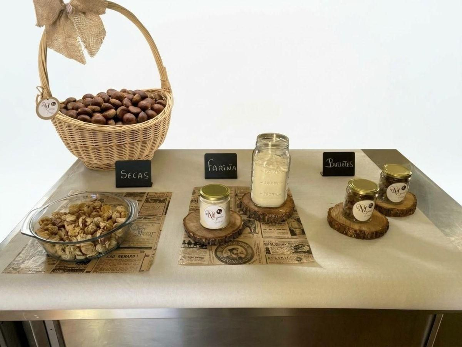 Algunos de los productos elaborados con las castañas.