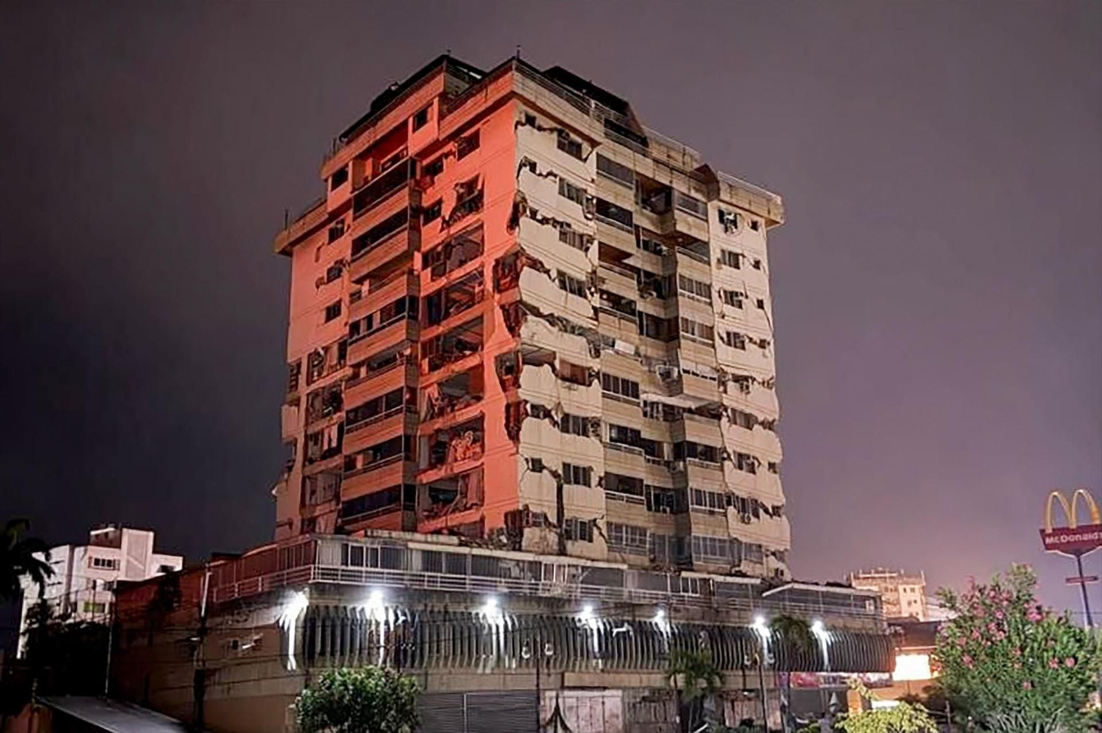 Galería | Así ha quedado Venezuela: calles arrasadas y barrios reducidos a escombros, en fotos
