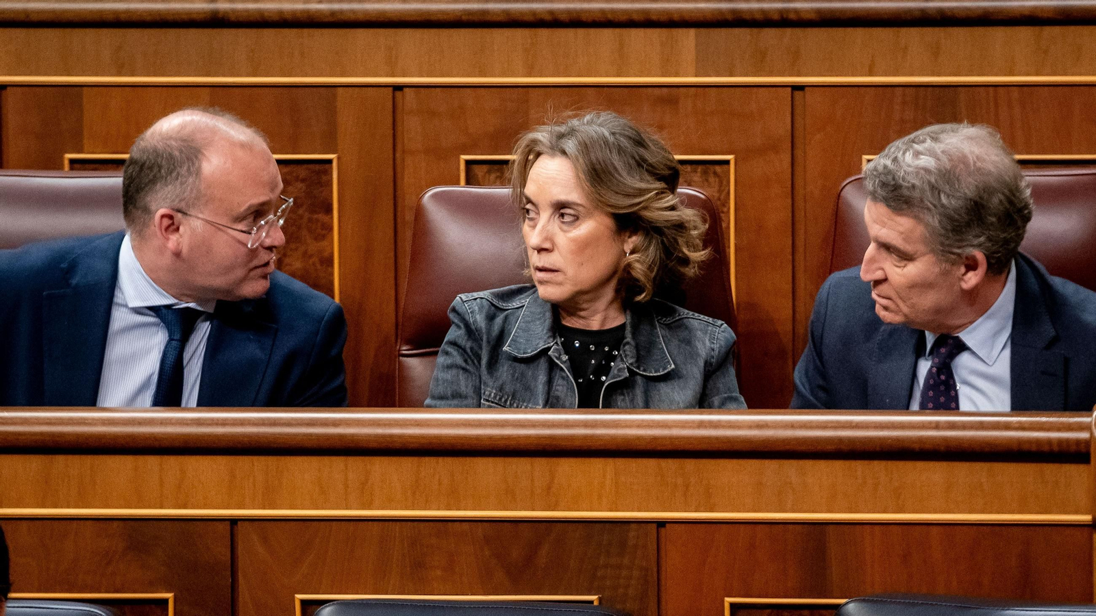 El portavoz del PP en el Congreso, Miguel Tellado; la secretaria general del Partido Popular, Cuca Gamarra, y el presidente del PP, Alberto Núñez Feijóo.