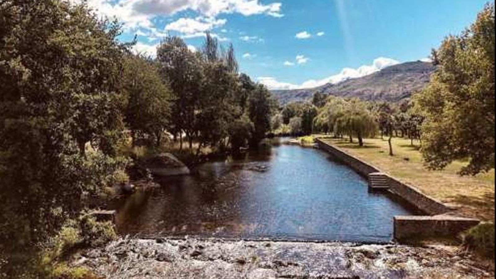 Playa fluvial de Vilaza, Monterrei.