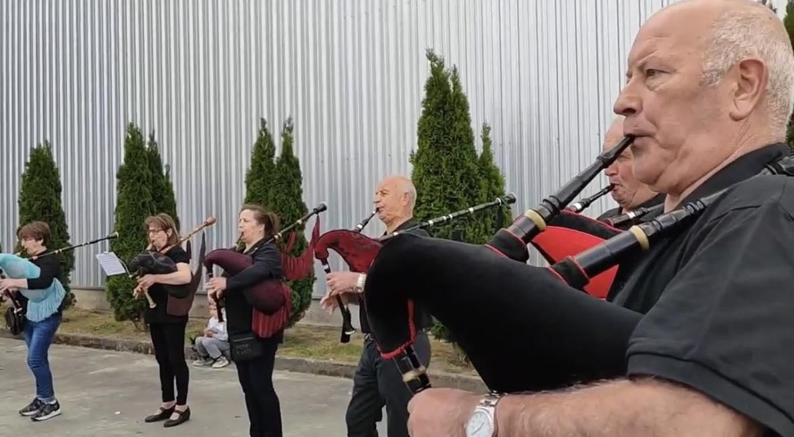 Uno de los ensayos de los integrantes del grupo.