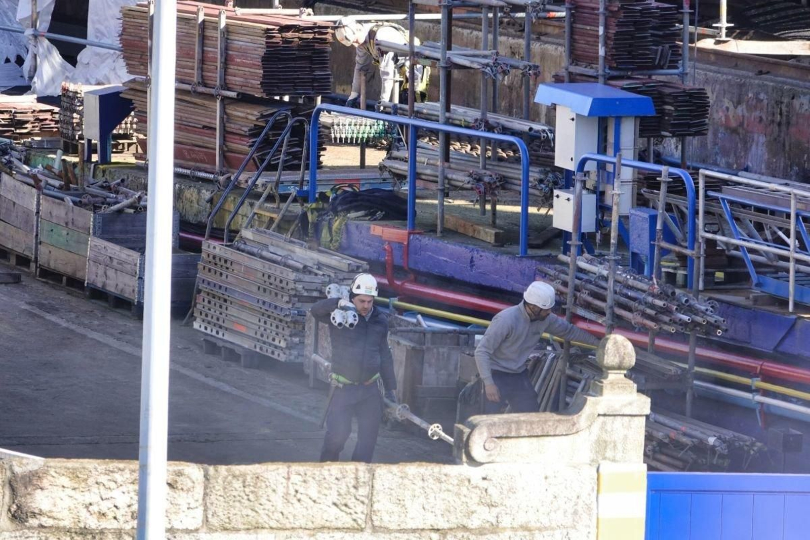 El paro registrado se redujo un 16% en la industria viguesa en el último año.