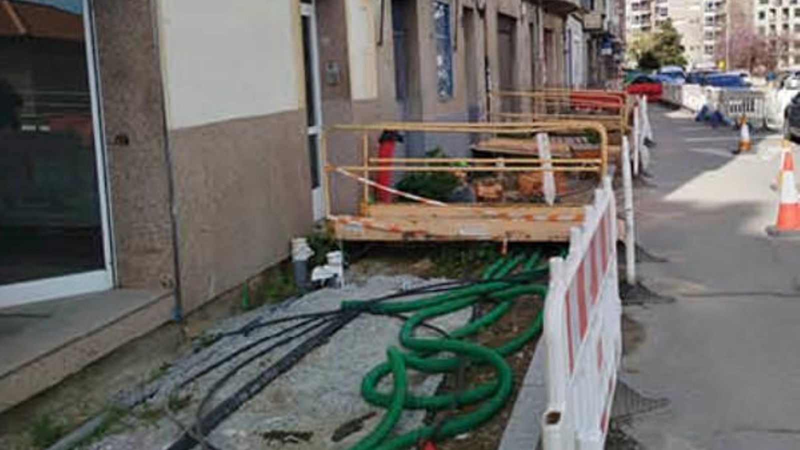 Nº 80 de la Avenida de Portugal en Ourense.