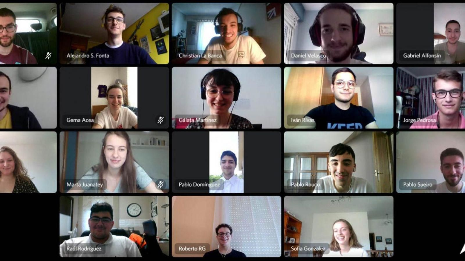 Miembros del equipo durante una de sus reuniones virtuales.