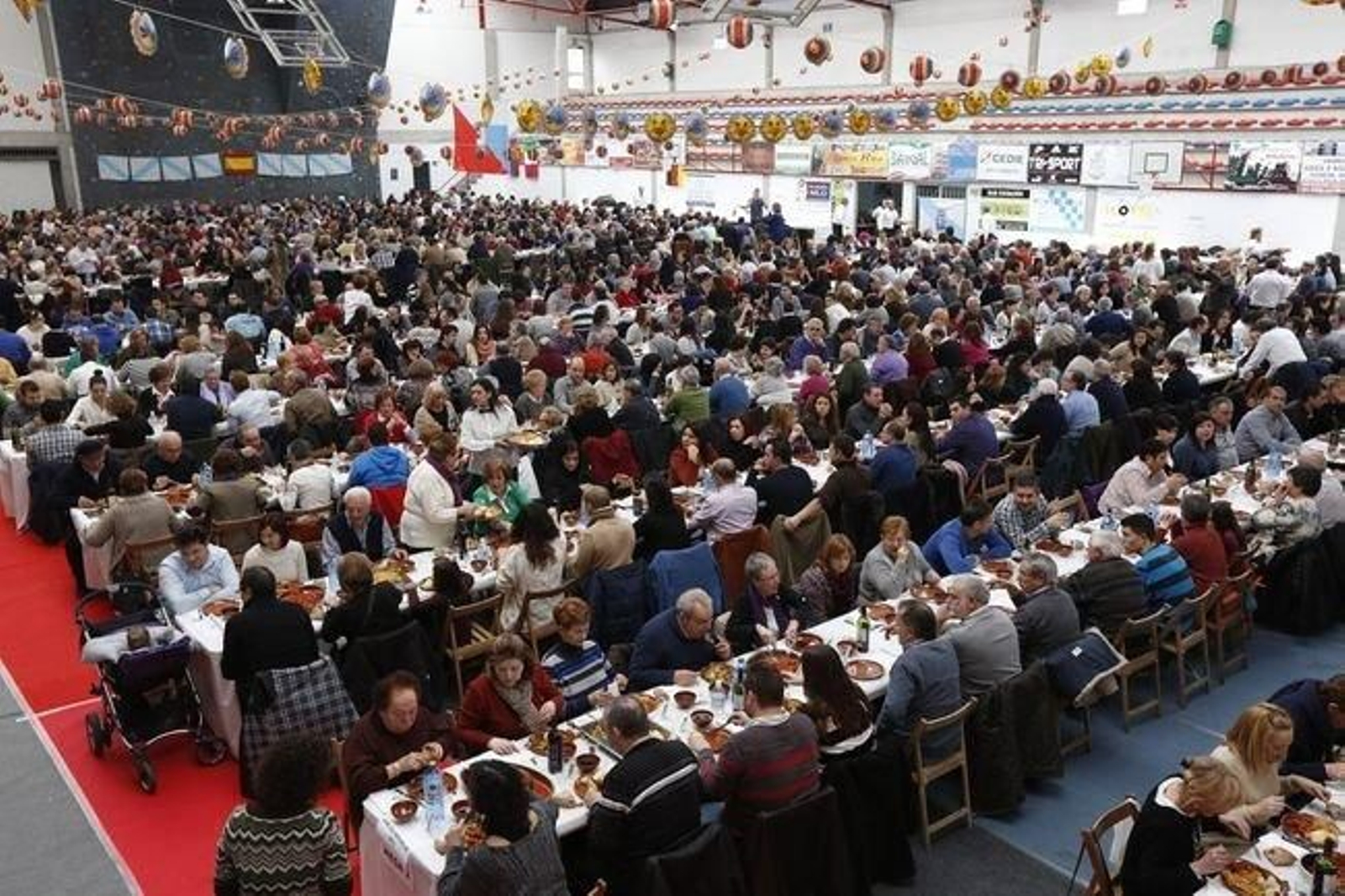 Una de las últimas ediciones de la Festa do Botelo en O Barco.