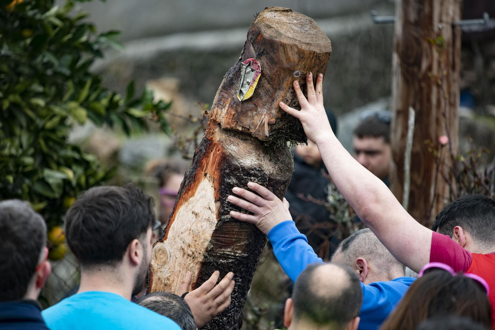 Galería | El meco Abalos recorrió As Teixugueiras, Cartelle